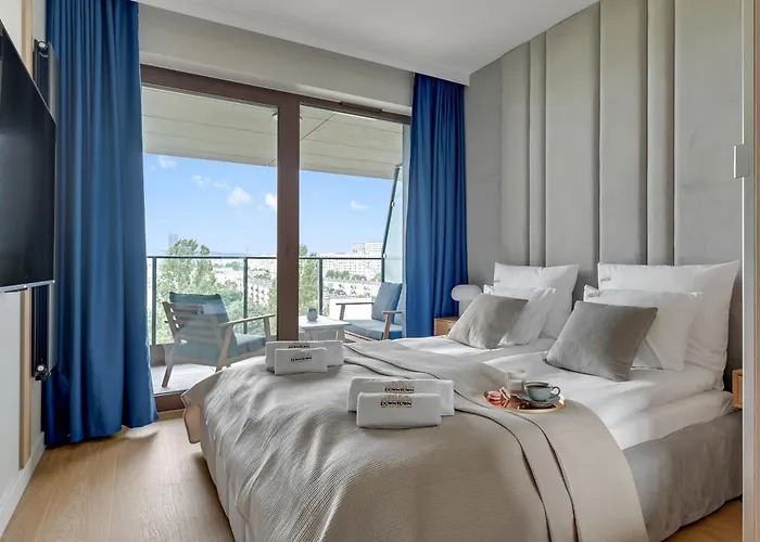 Bulvar & Parking By Downtown *