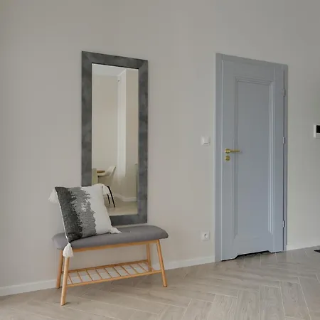 Bulvar & Parking By Downtown Apartment