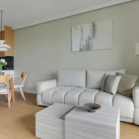 Bulvar & Parking By Downtown Apartment Gdansk