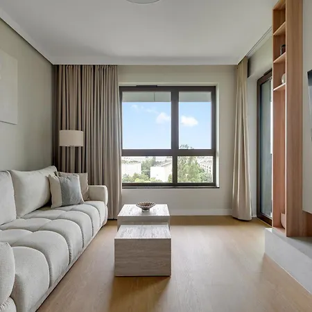 Bulvar & Parking By Downtown Apartment *