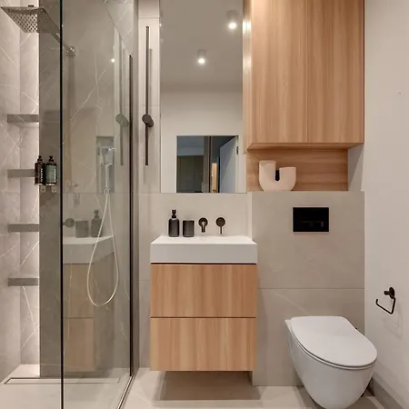 Bulvar & Parking By Downtown Gdansk