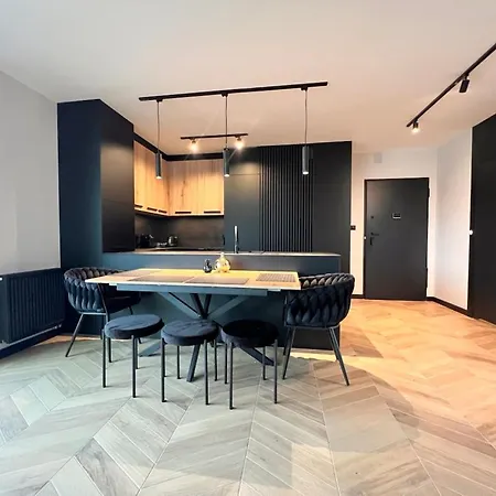 Bulvar & Parking By Downtown 아파트 그단스크