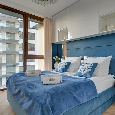 아파트 Bulvar & Parking By Downtown 그단스크