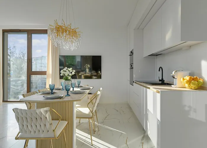 Bulvar & Parking By Downtown Appartamento